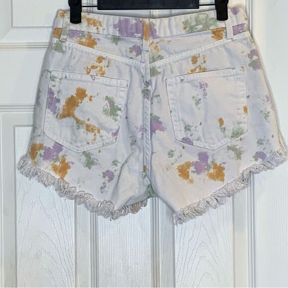 Wild Fable High-Rise Frayed Jean Shorts Paint Splatter Size 2 - Picture 6 of 10